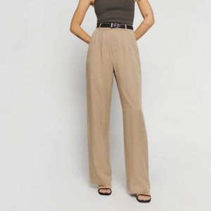 Reformation Mason pant in khaki size 10 (BEEN HEMMED AND TAKEN IN)